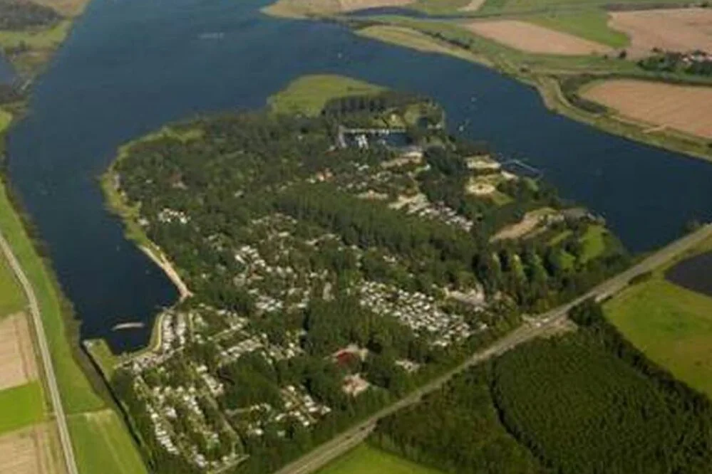 Oostappen Marina Beach in Hoek